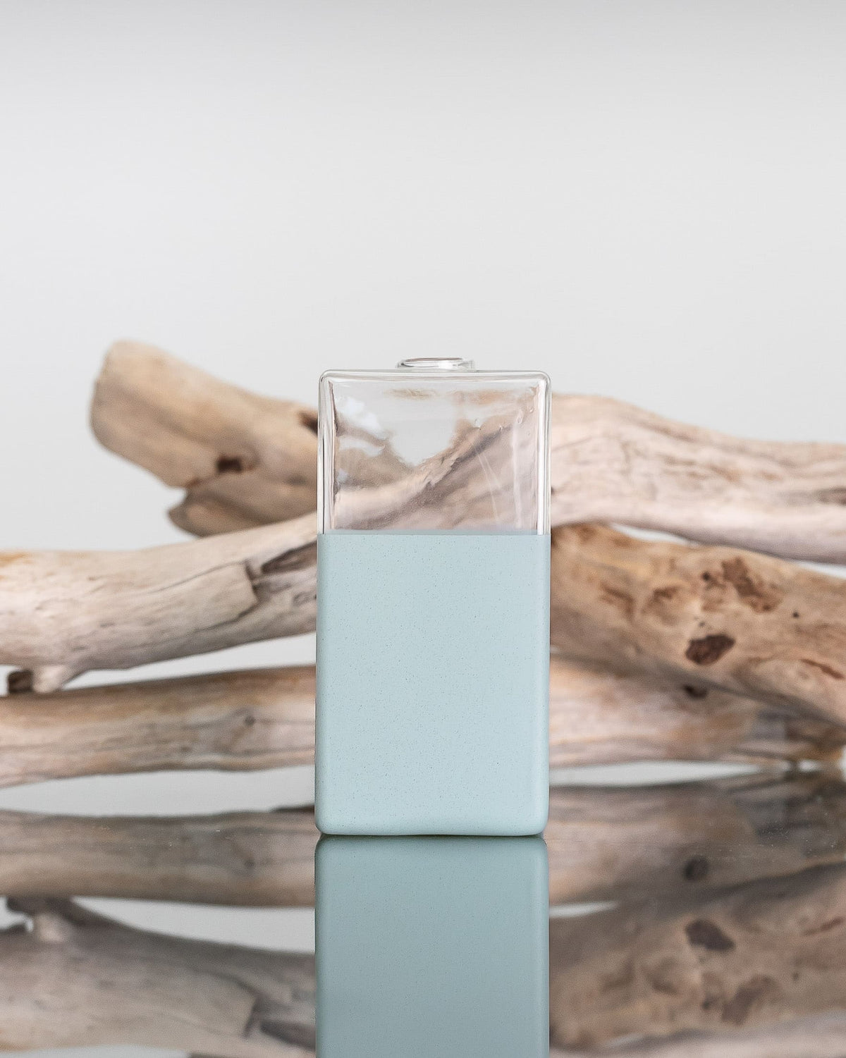 Jervis Vase – Misty