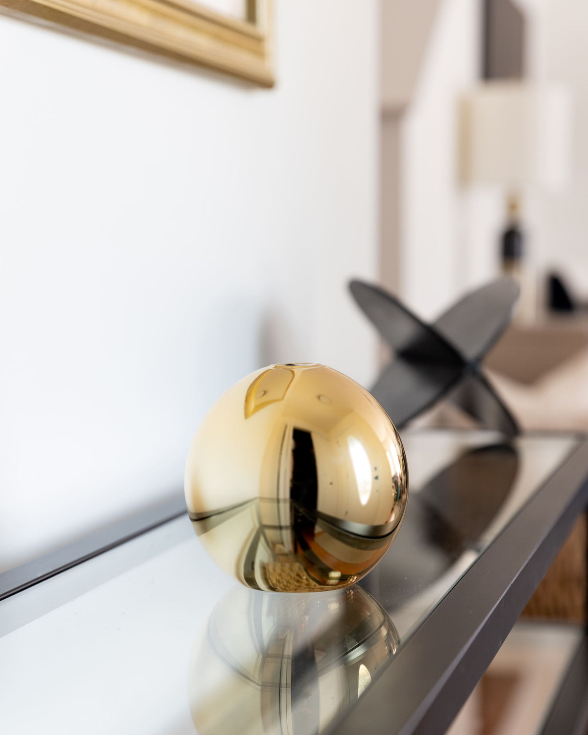 Neva Vase – Gold Metallic